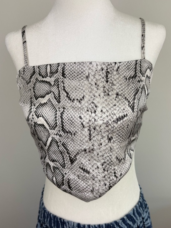 Forever 21 Tops - Forever 21 Snake Print Handkerchief Cami Top - White, Black - size Medium Y2K